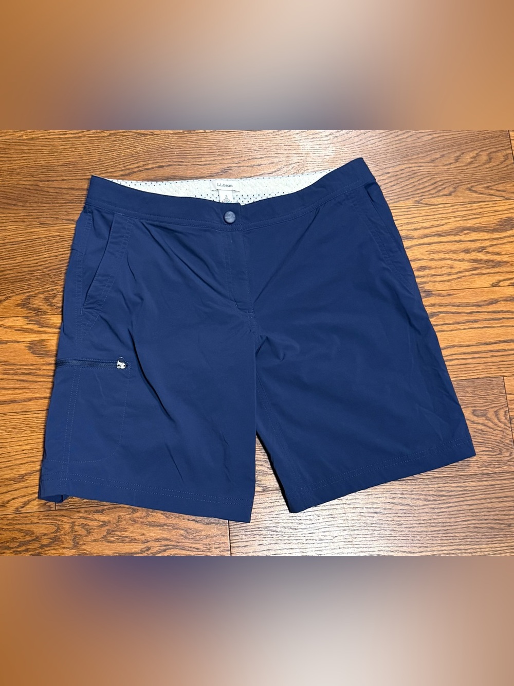L.L. Bean Women's Water-Repellent Comfort Trail Shorts Mid Rise Size 8 EUC